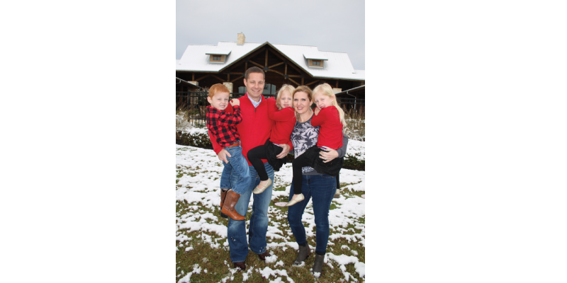 Cummings-Family-outside-lodge