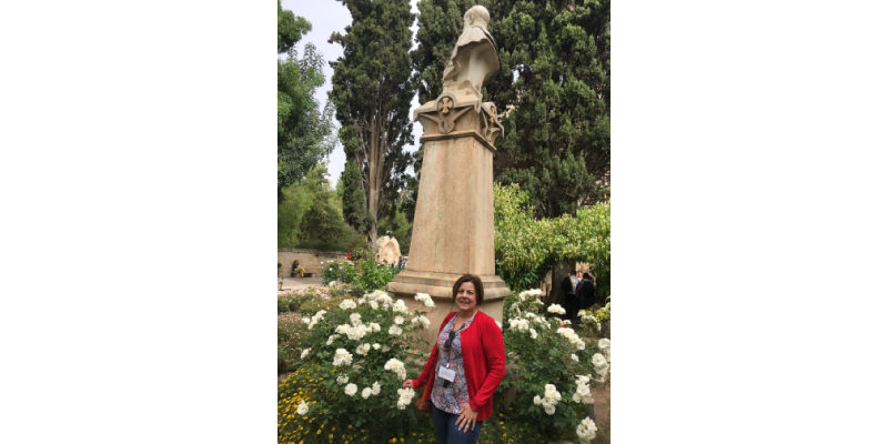 Barbara in Garden of Bethesda (1)